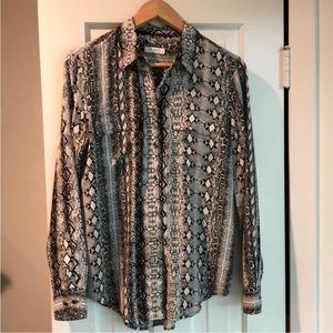 Equipment Black Silk Blouse Long Sleeve Size S Snake Animal Print